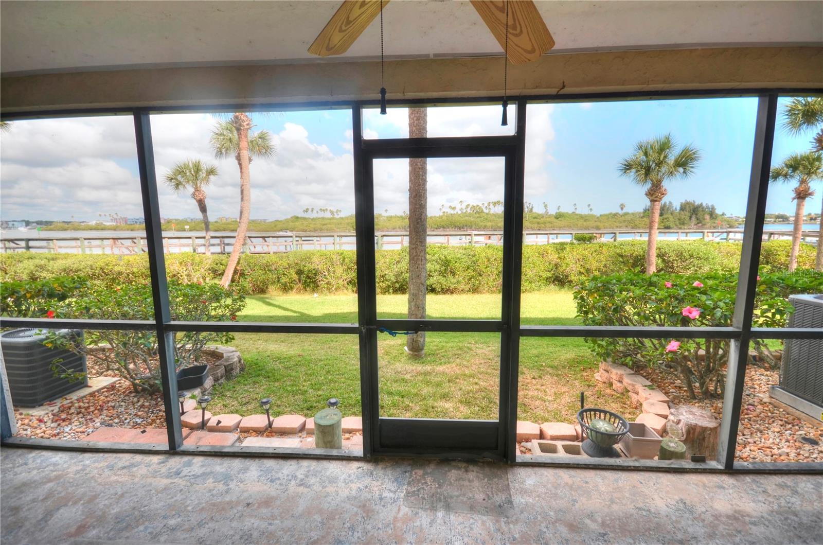 464 BOUCHELLE DR #104, NEW SMYRNA BEACH, FL, 32169
