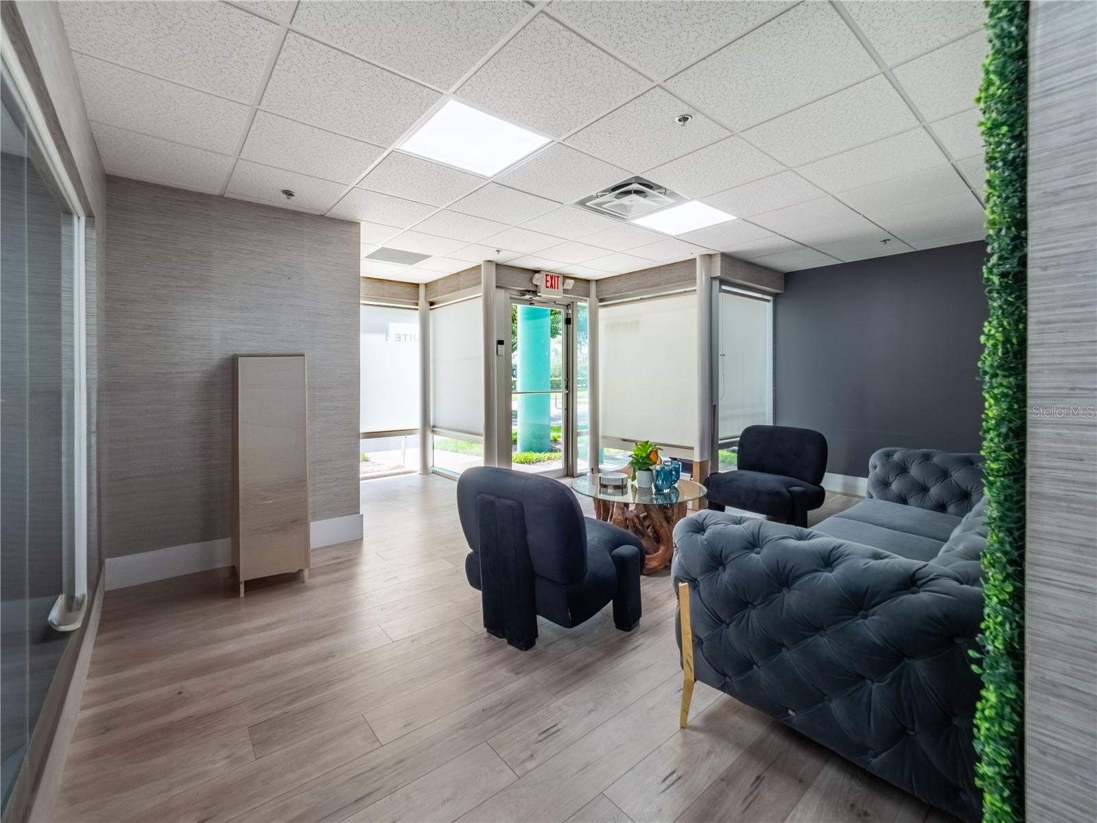 7575 KINGSPOINTE PKWY #1, ORLANDO, FL, 32819