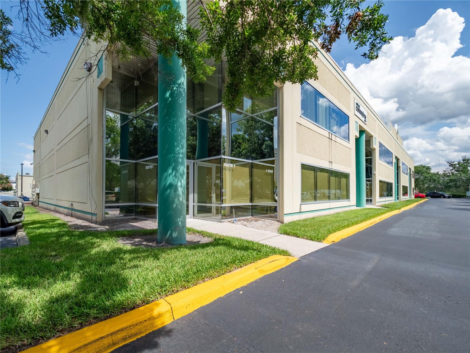 7575 KINGSPOINTE PKWY #1, ORLANDO, FL, 32819