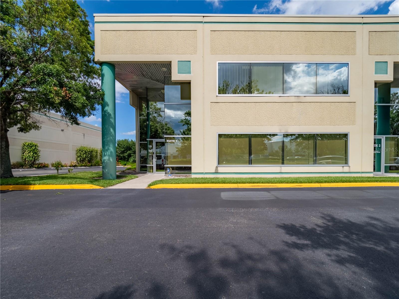 7575 KINGSPOINTE PKWY #1, ORLANDO, FL, 32819