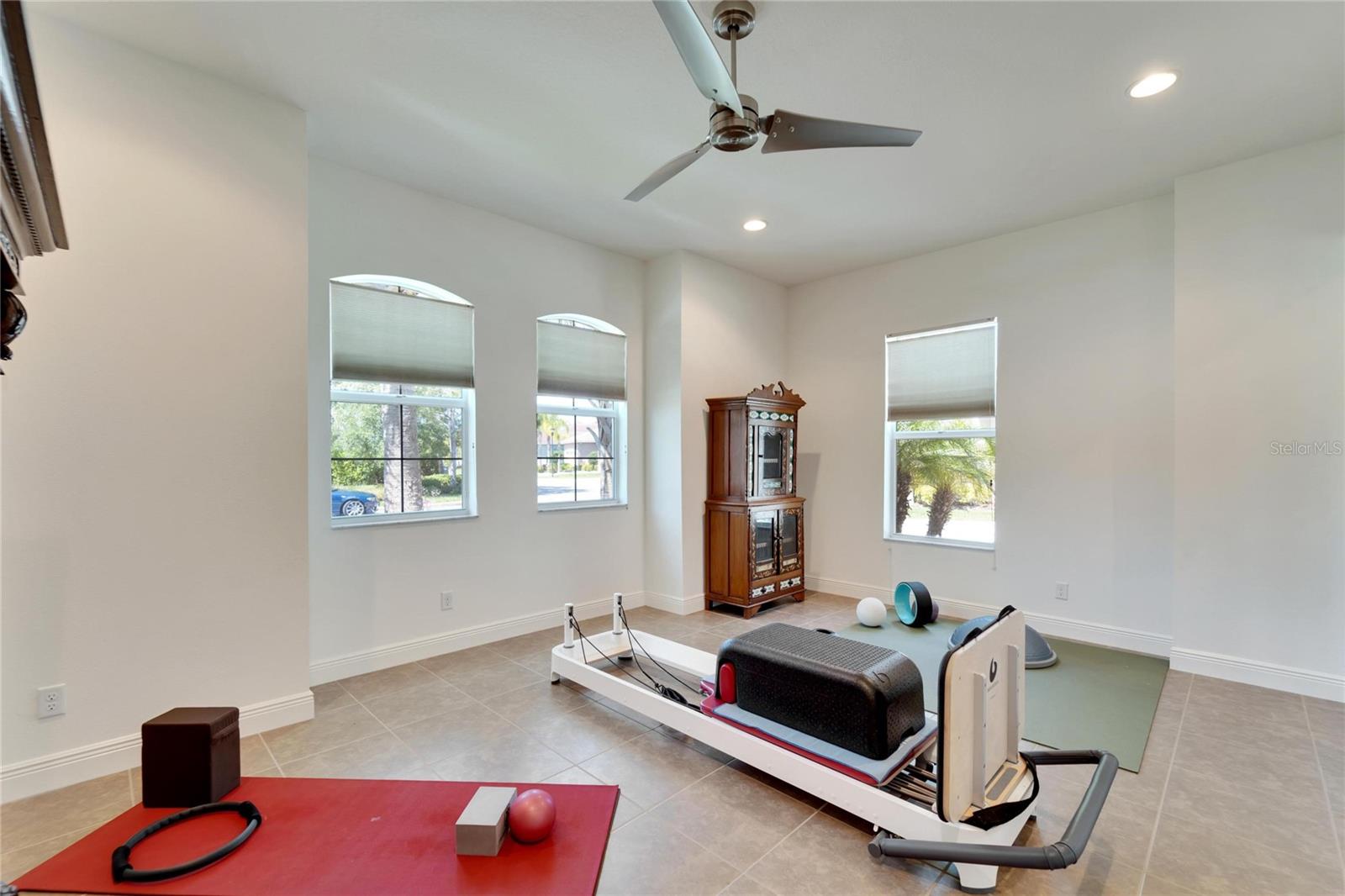 5036 EMERALD ISLE DR, WIMAUMA, FL, 33598