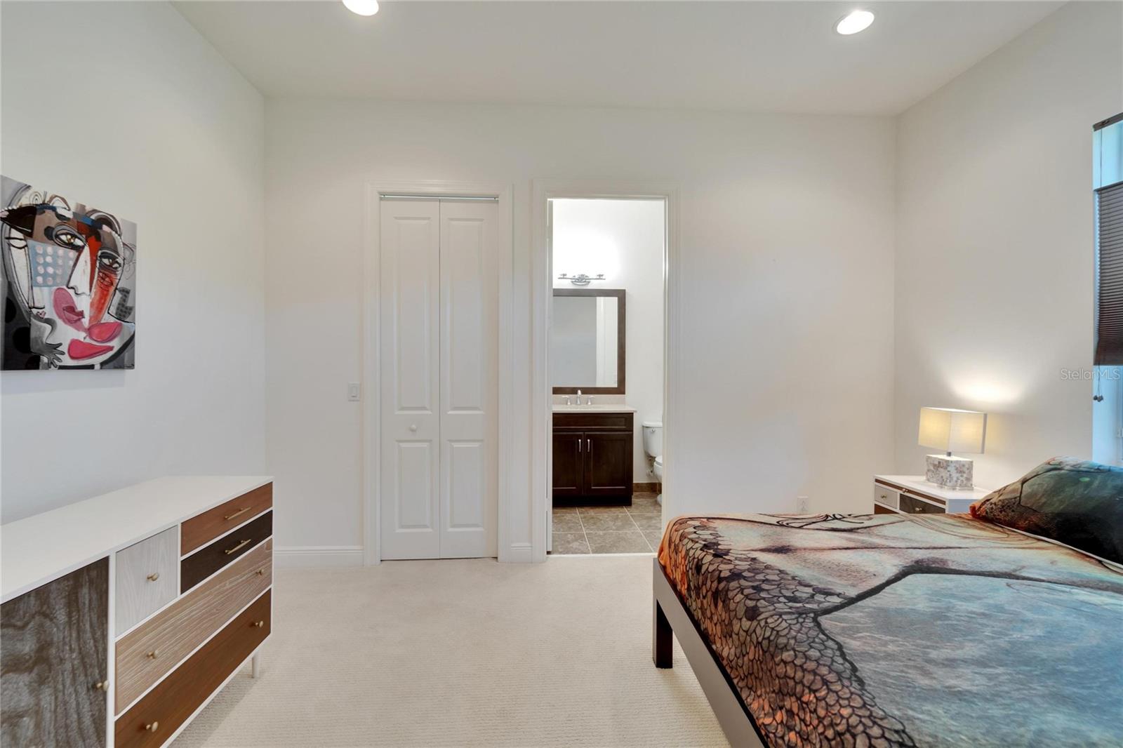5036 EMERALD ISLE DR, WIMAUMA, FL, 33598