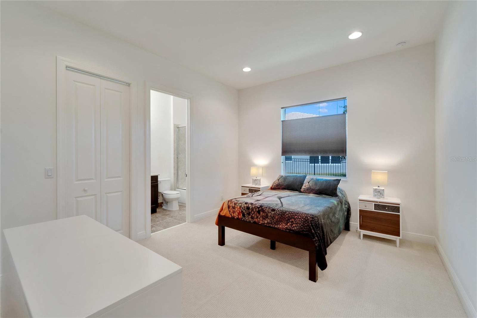 5036 EMERALD ISLE DR, WIMAUMA, FL, 33598