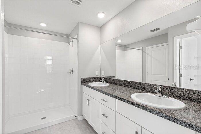7222 RONNIE GARDEN CT, TAMPA, FL, 33619