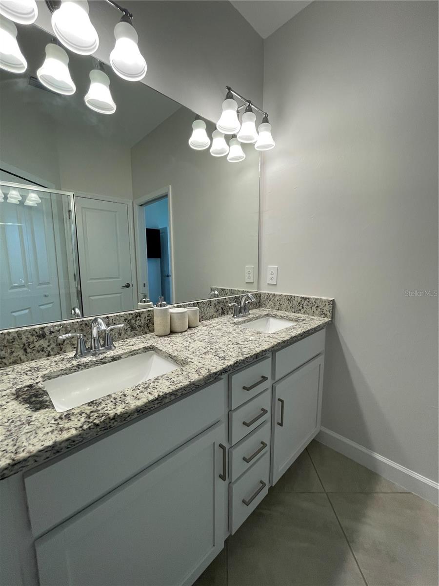 15950 CLEAR SKIES PL, BRADENTON, FL, 34211