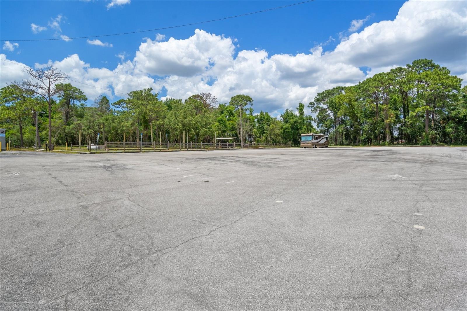 299 E GULF TO LAKE HWY, LECANTO, FL, 34461