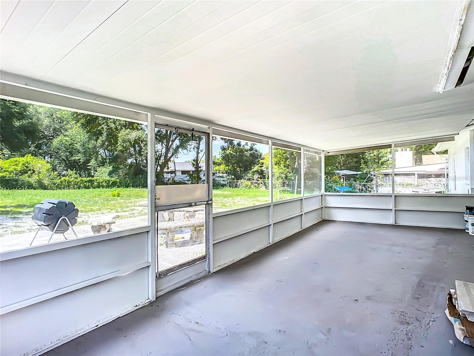 8 S SHELL RD, DEBARY, FL, 32713