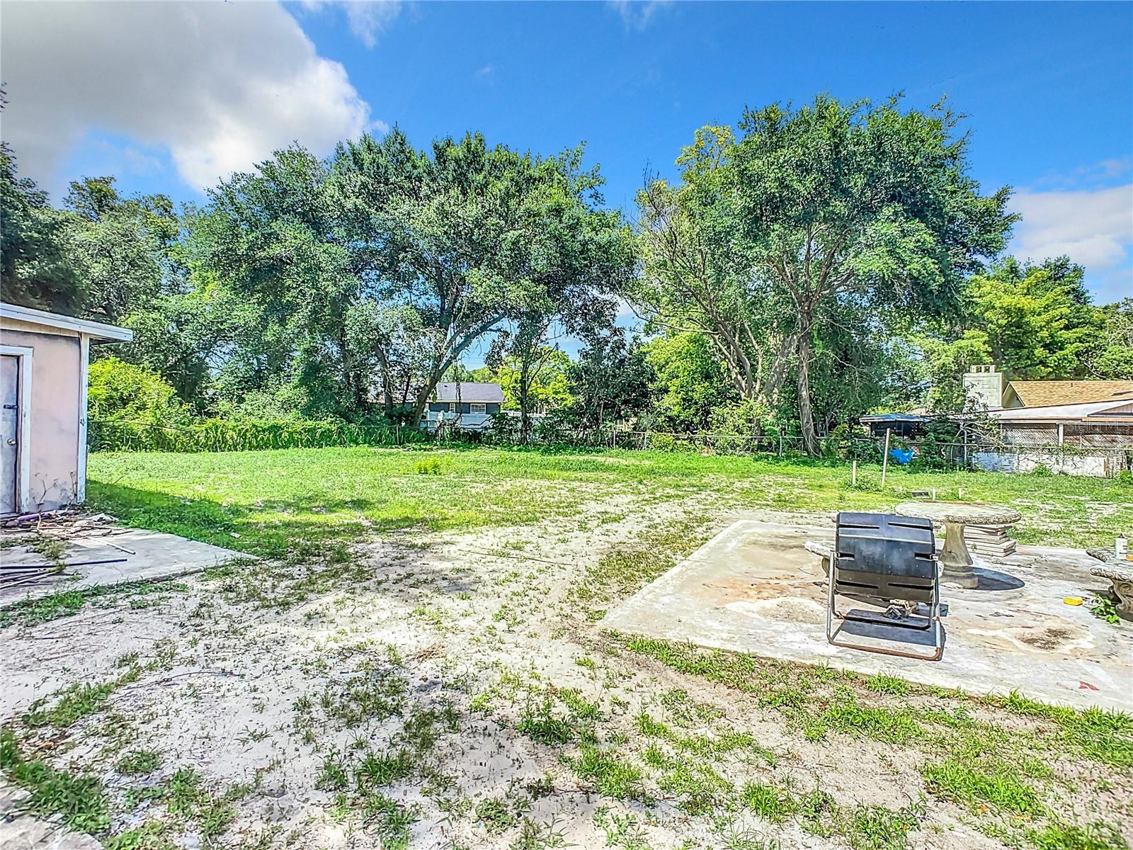 8 S SHELL RD, DEBARY, FL, 32713