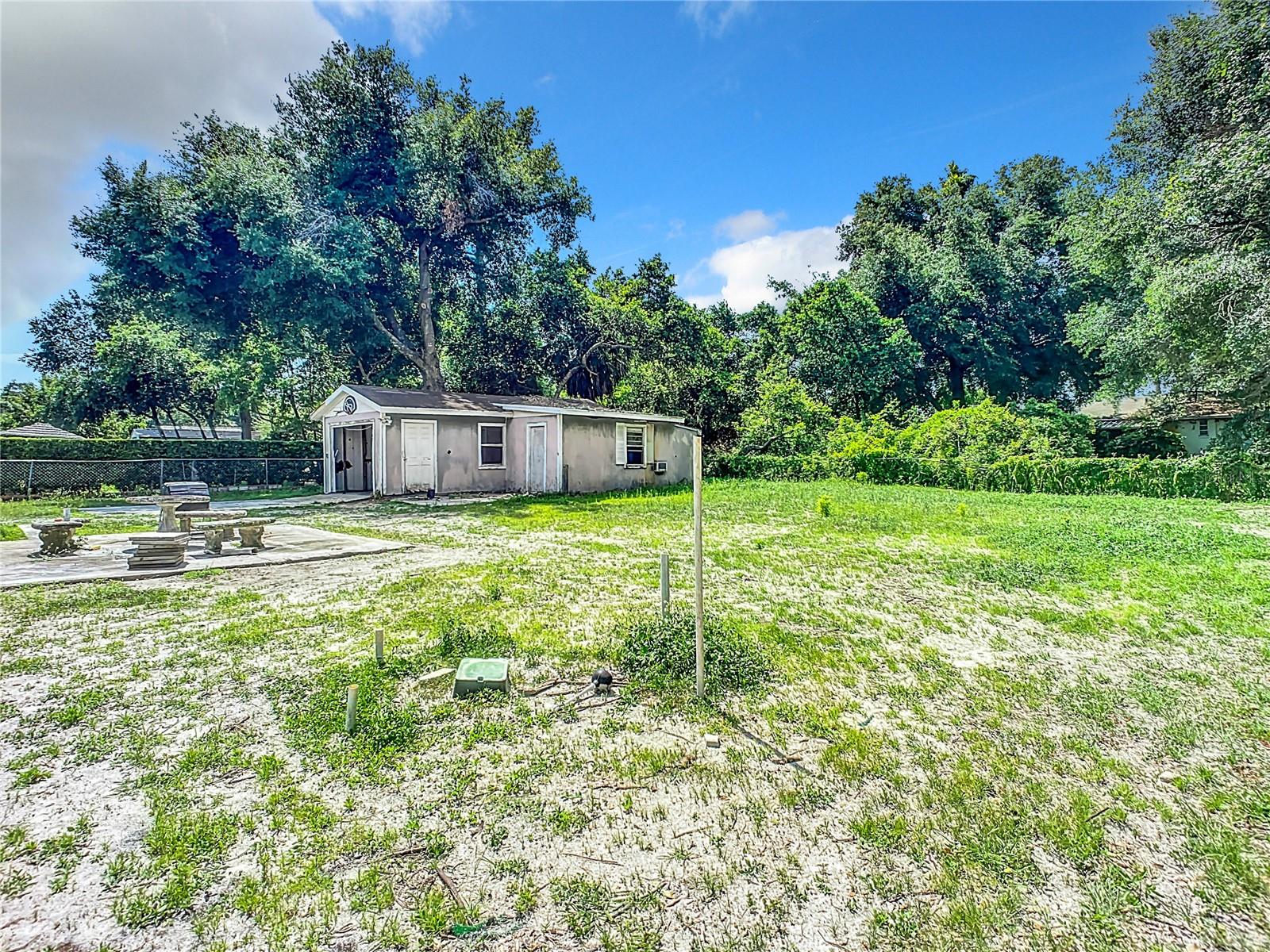 8 S SHELL RD, DEBARY, FL, 32713