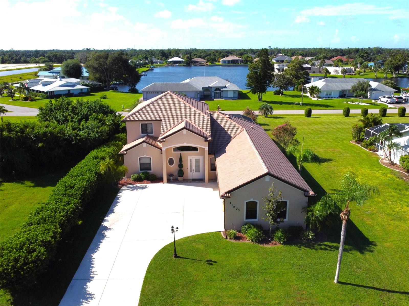11573 SW DALLAS DR N, LAKE SUZY, FL, 34269