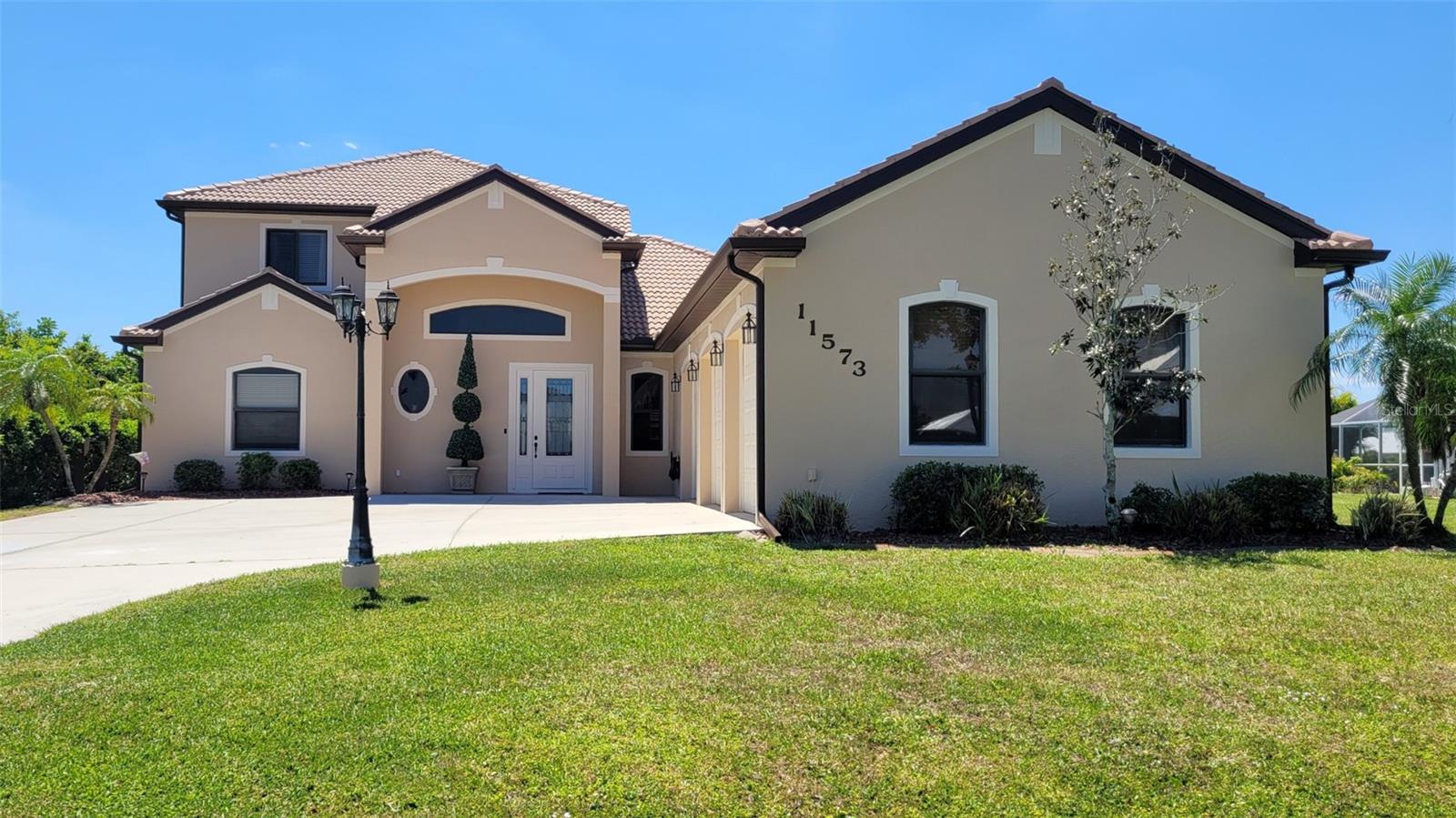 11573 SW DALLAS DR N, LAKE SUZY, FL, 34269