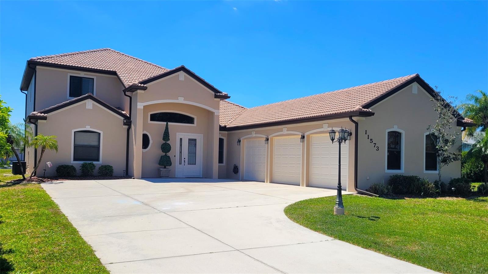 11573 SW DALLAS DR N, LAKE SUZY, FL, 34269