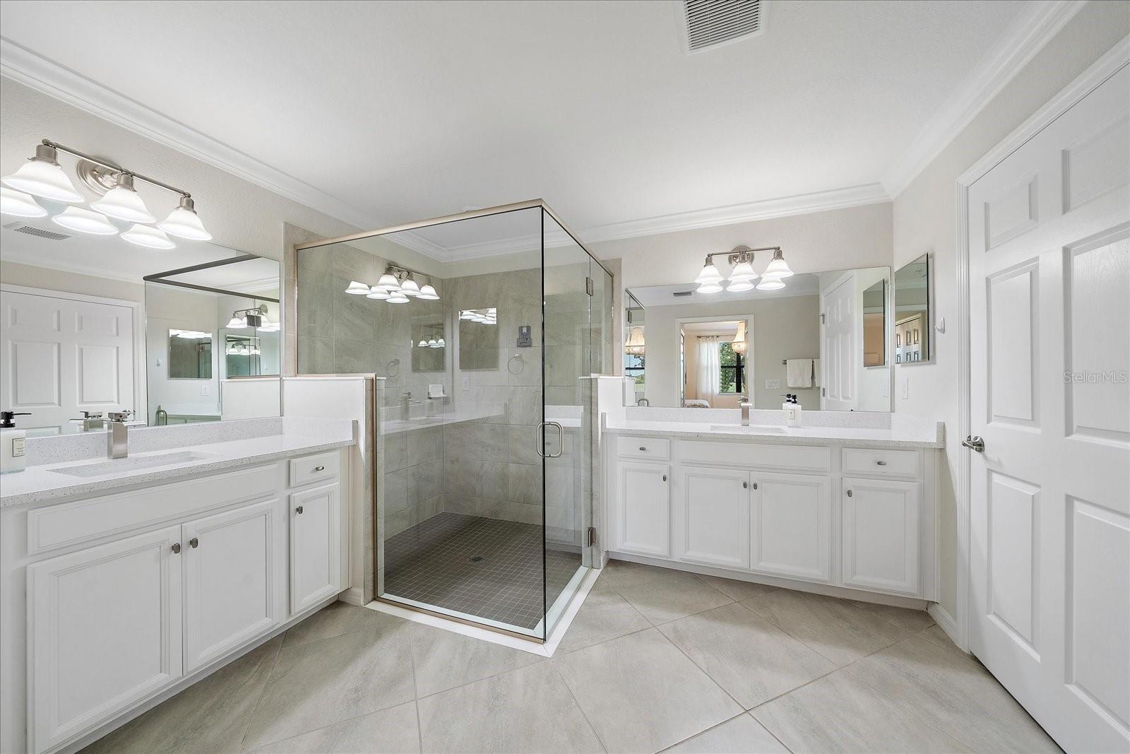 18113 GAWTHROP DRIVE #101, LAKEWOOD RANCH, FL, 34211