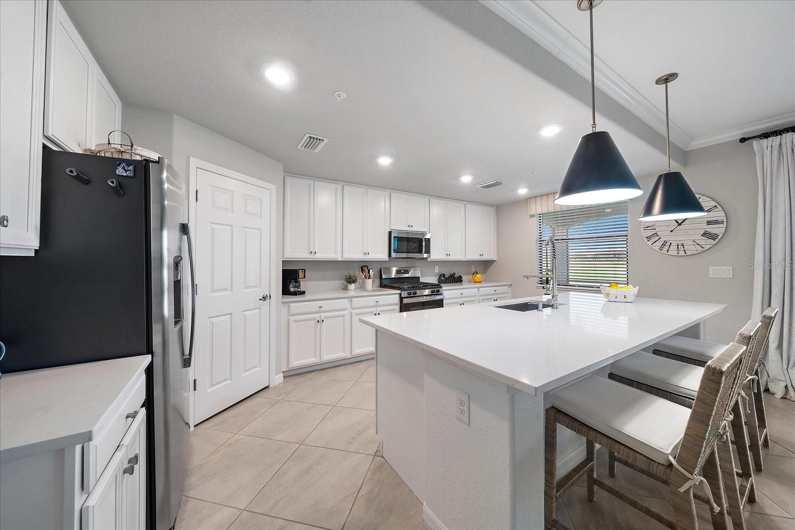 18113 GAWTHROP DRIVE #101, LAKEWOOD RANCH, FL, 34211