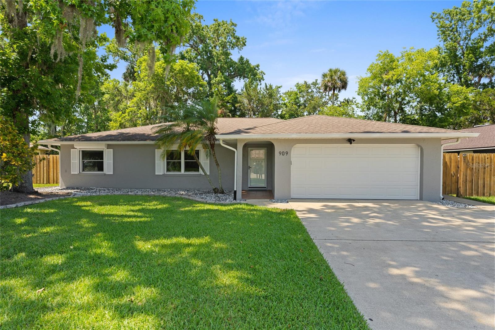 909 BENTWOOD LN #1, PORT ORANGE, FL, 32127