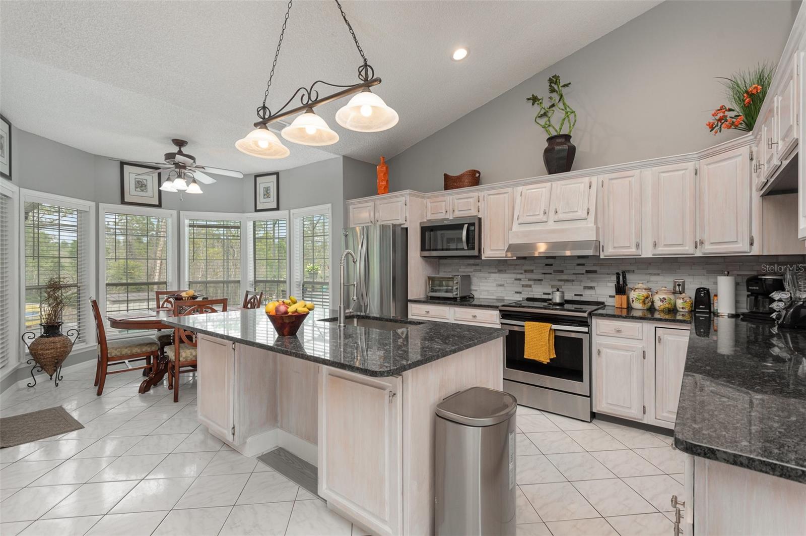 2090 LAKEBREEZE WAY, DELTONA, FL, 32738