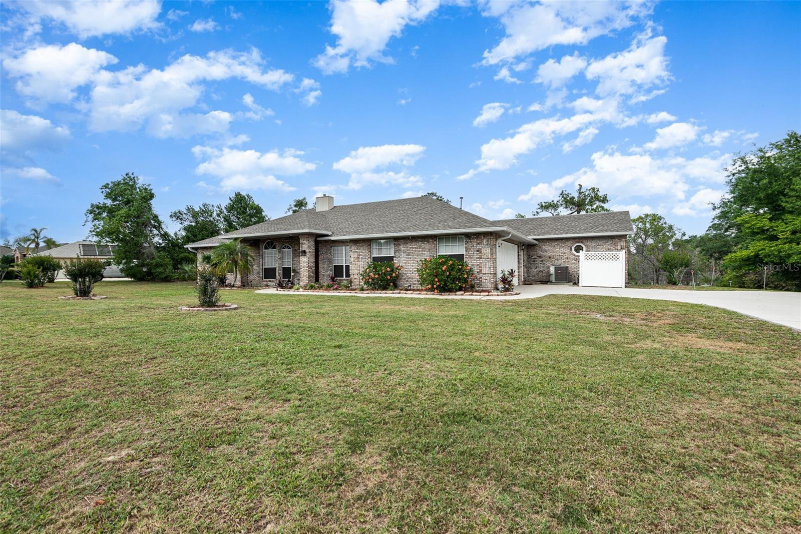 2090 LAKEBREEZE WAY, DELTONA, FL, 32738