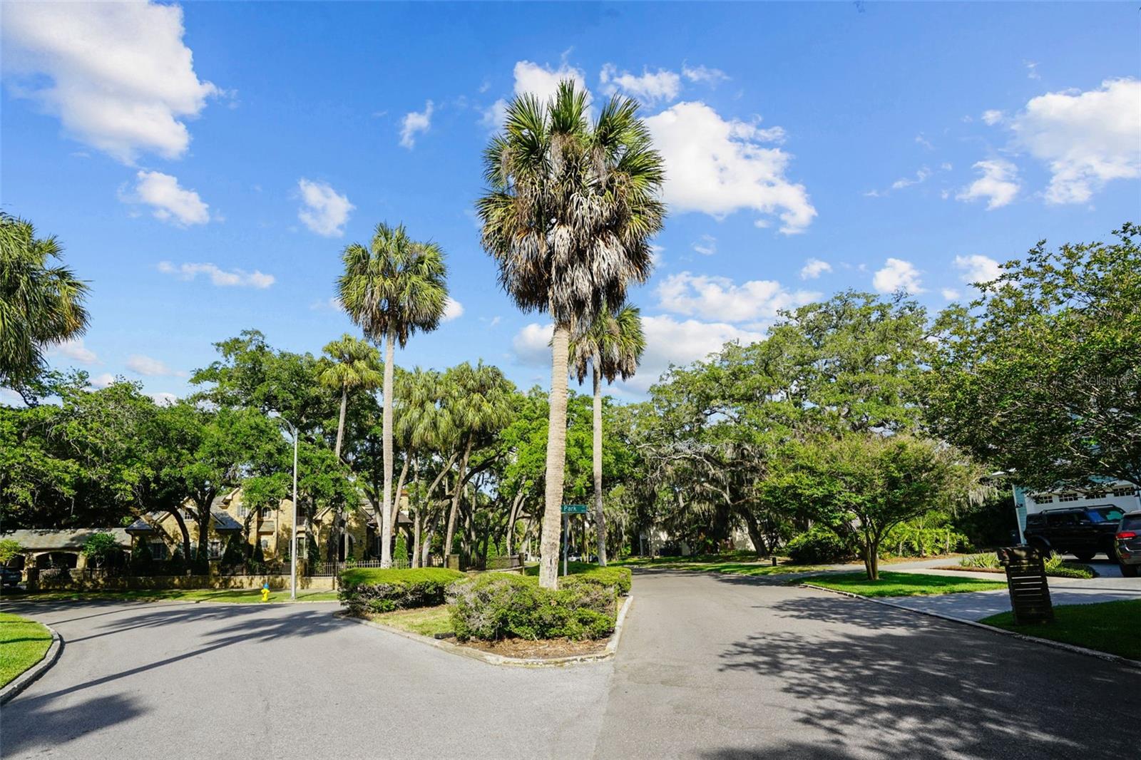 4806 W BEACHWAY DR, TAMPA, FL, 33609