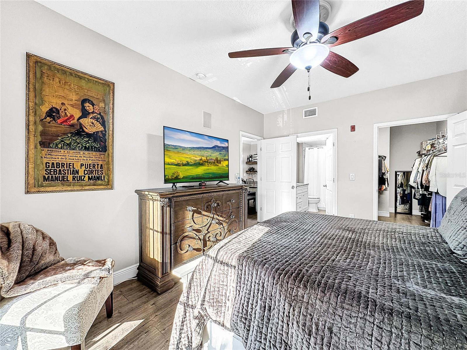 14205 FALLS CHURCH DR #2002, ORLANDO, FL, 32837