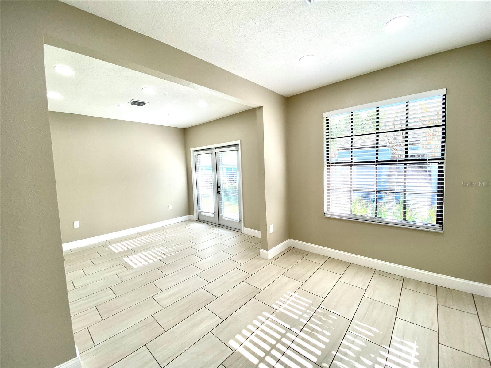 2561 NURSERY RD #D, CLEARWATER, FL, 33764