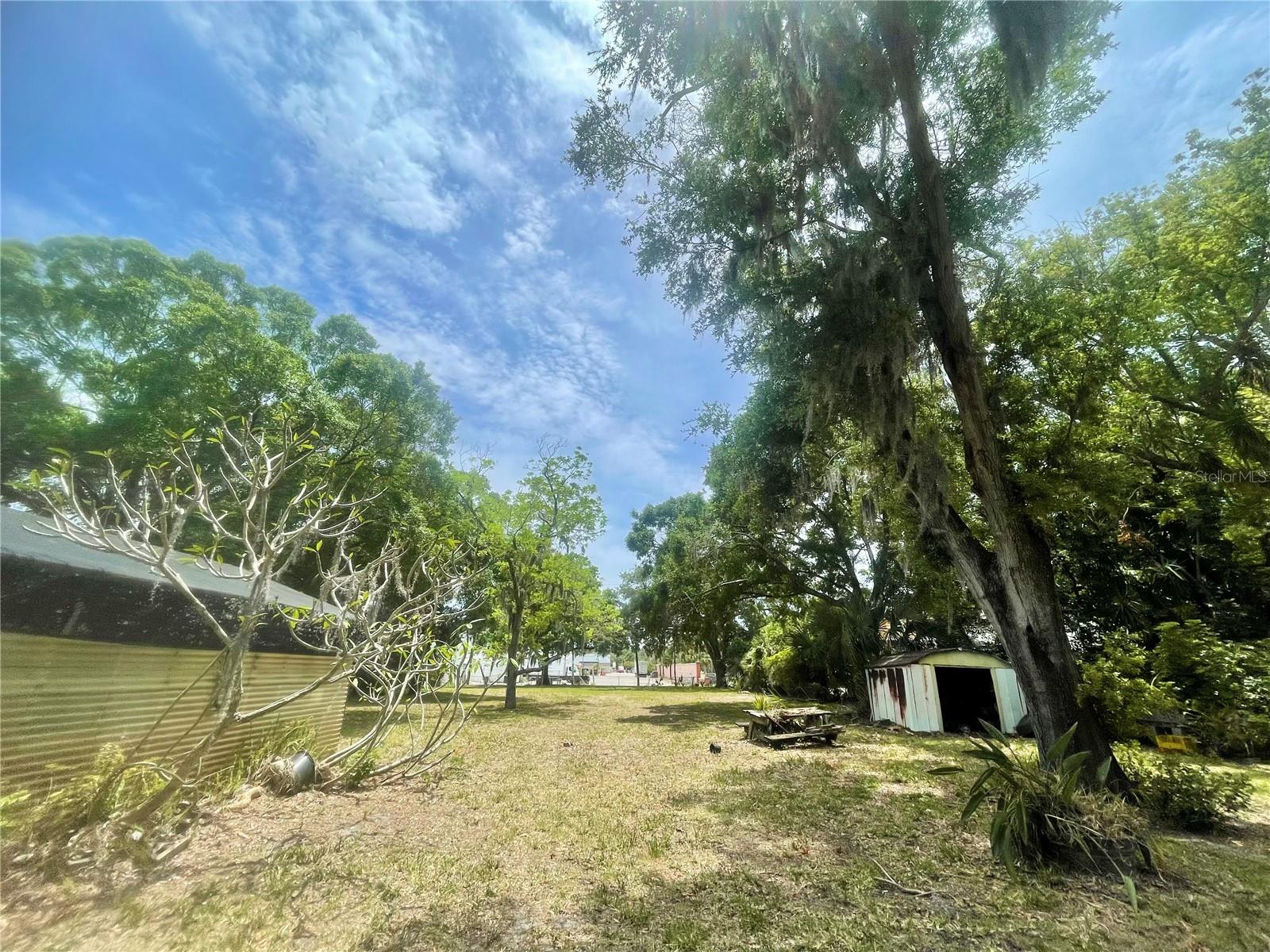 37 W MARTIN LUTHER KING JR DR, TARPON SPRINGS, FL, 34689