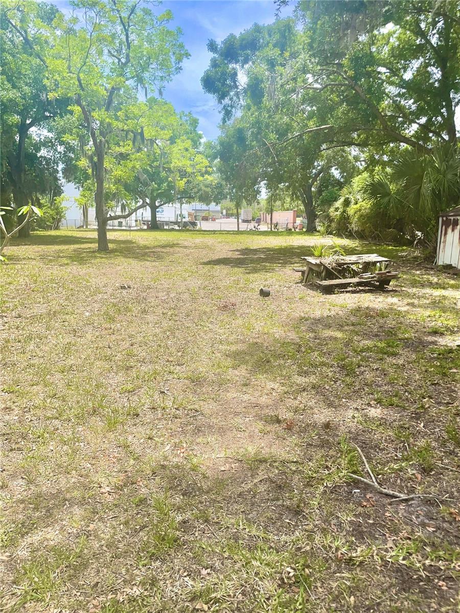 37 W MARTIN LUTHER KING JR DR, TARPON SPRINGS, FL, 34689