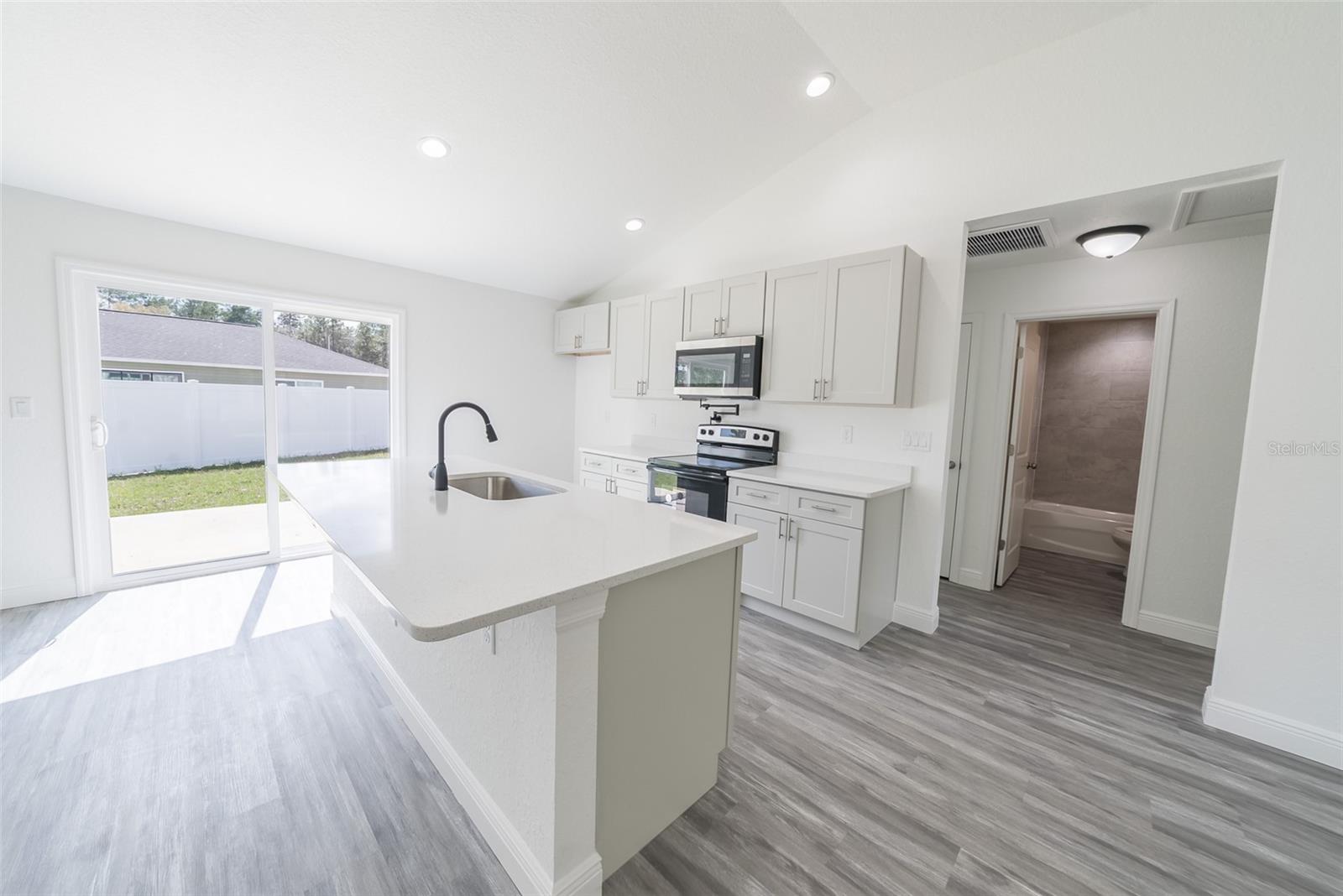 13026 NE 6 PL, SILVER SPRINGS, FL, 34488