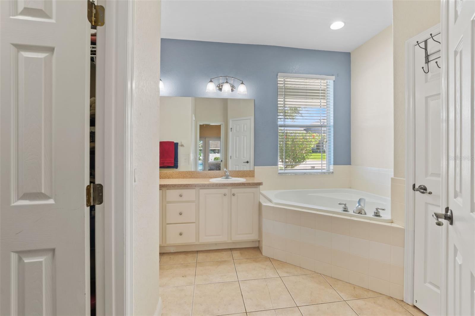 135 BENTLEY OAKS BLVD, AUBURNDALE, FL, 33823