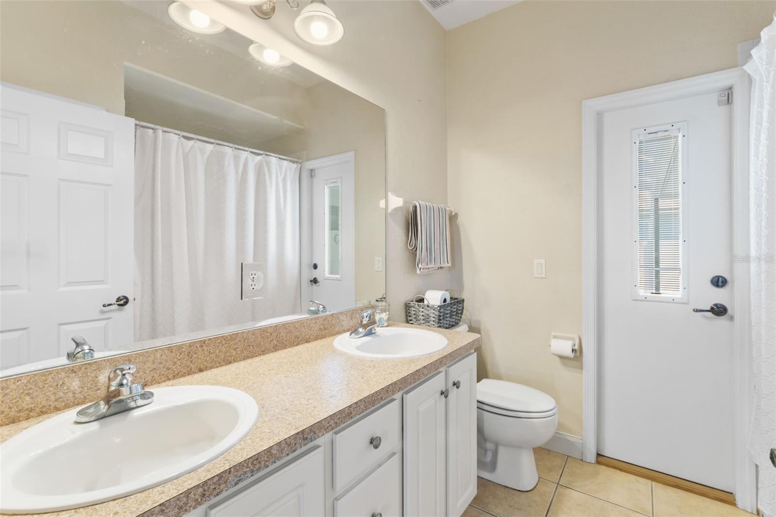 135 BENTLEY OAKS BLVD, AUBURNDALE, FL, 33823