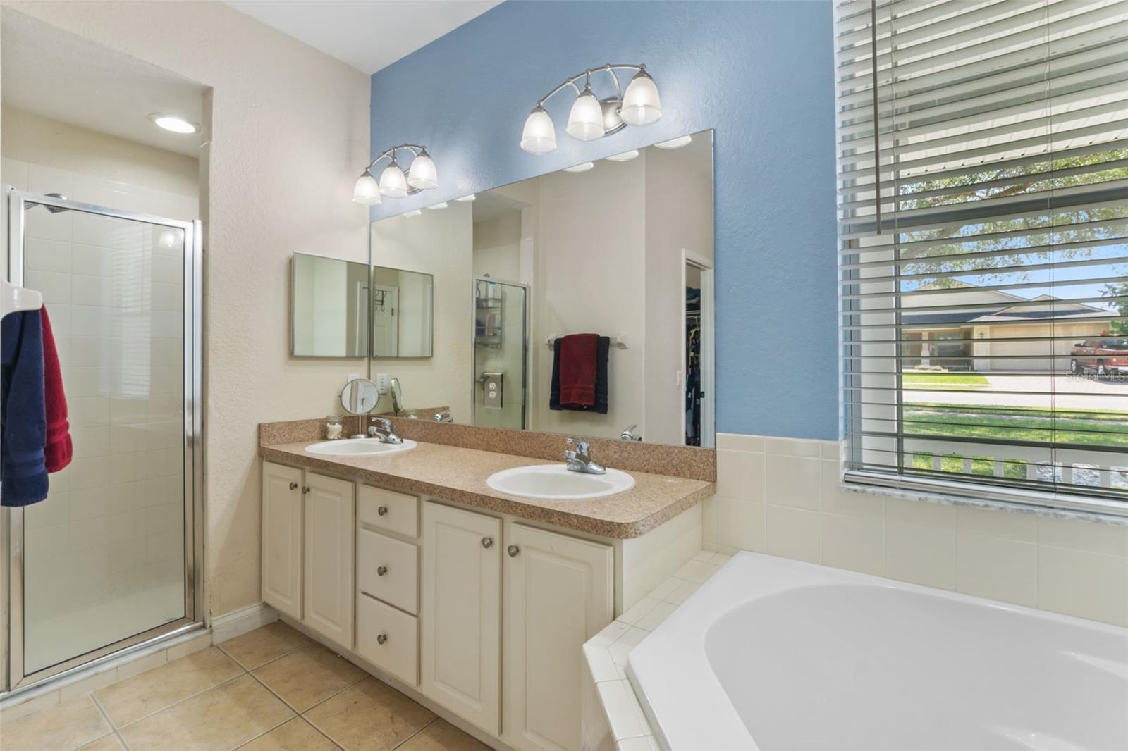 135 BENTLEY OAKS BLVD, AUBURNDALE, FL, 33823