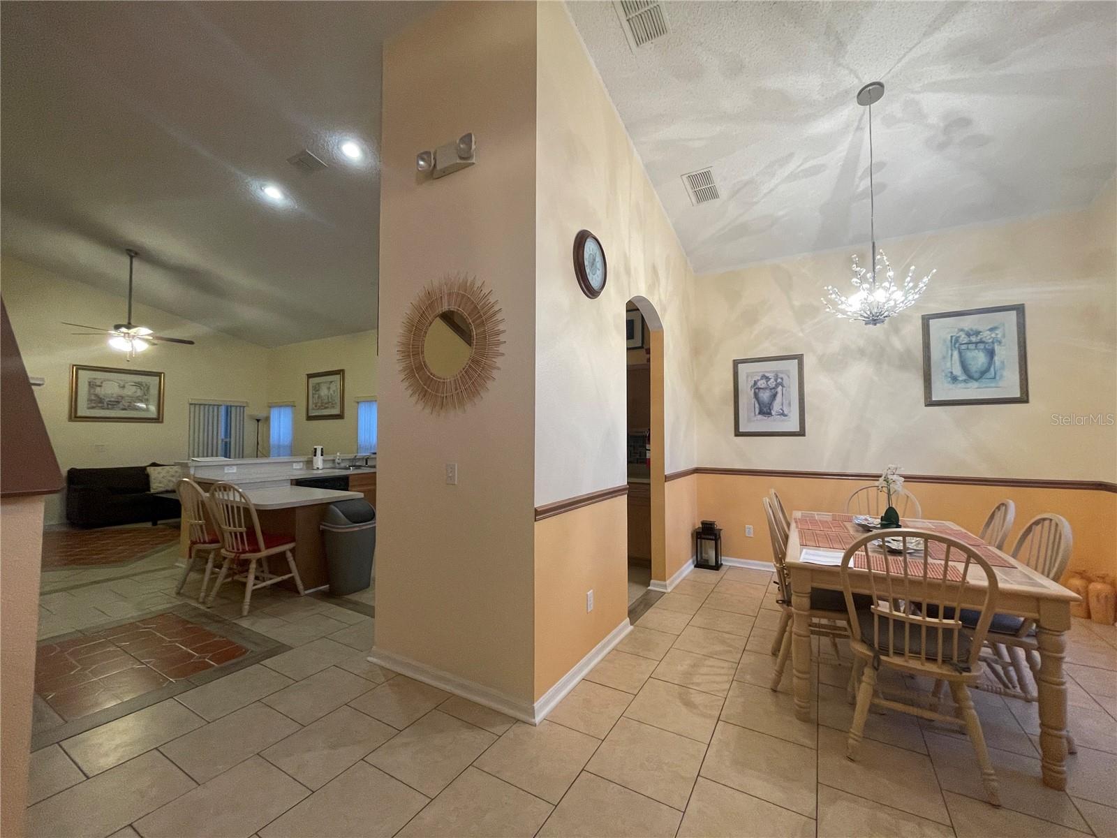 501 CASTLEMAIN CIR, DAVENPORT, FL, 33897