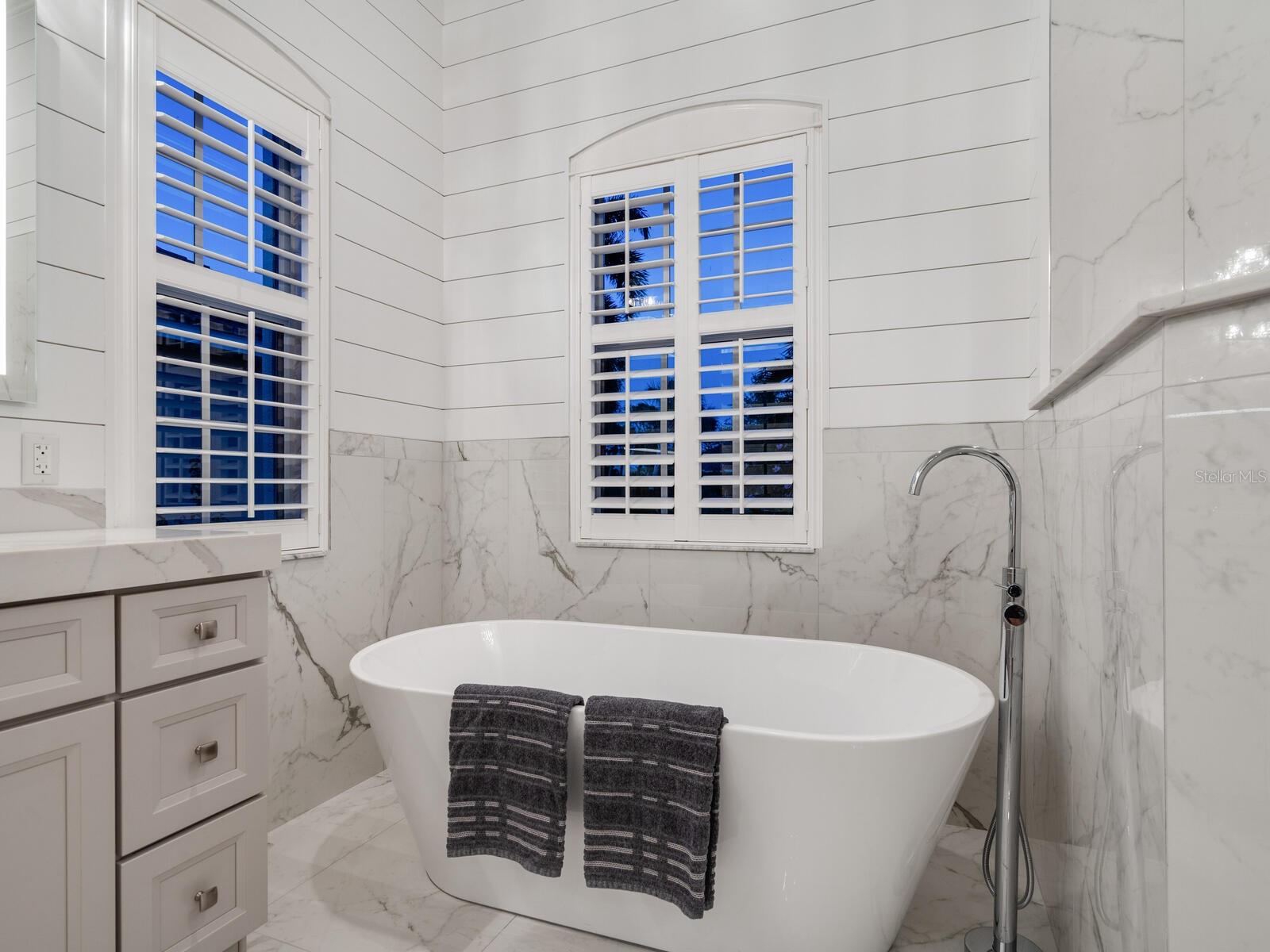 52 GRANDE FAIRWAY, ENGLEWOOD, FL, 34223