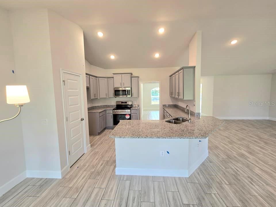 18306 SARCEE AVE, PORT CHARLOTTE, FL, 33948