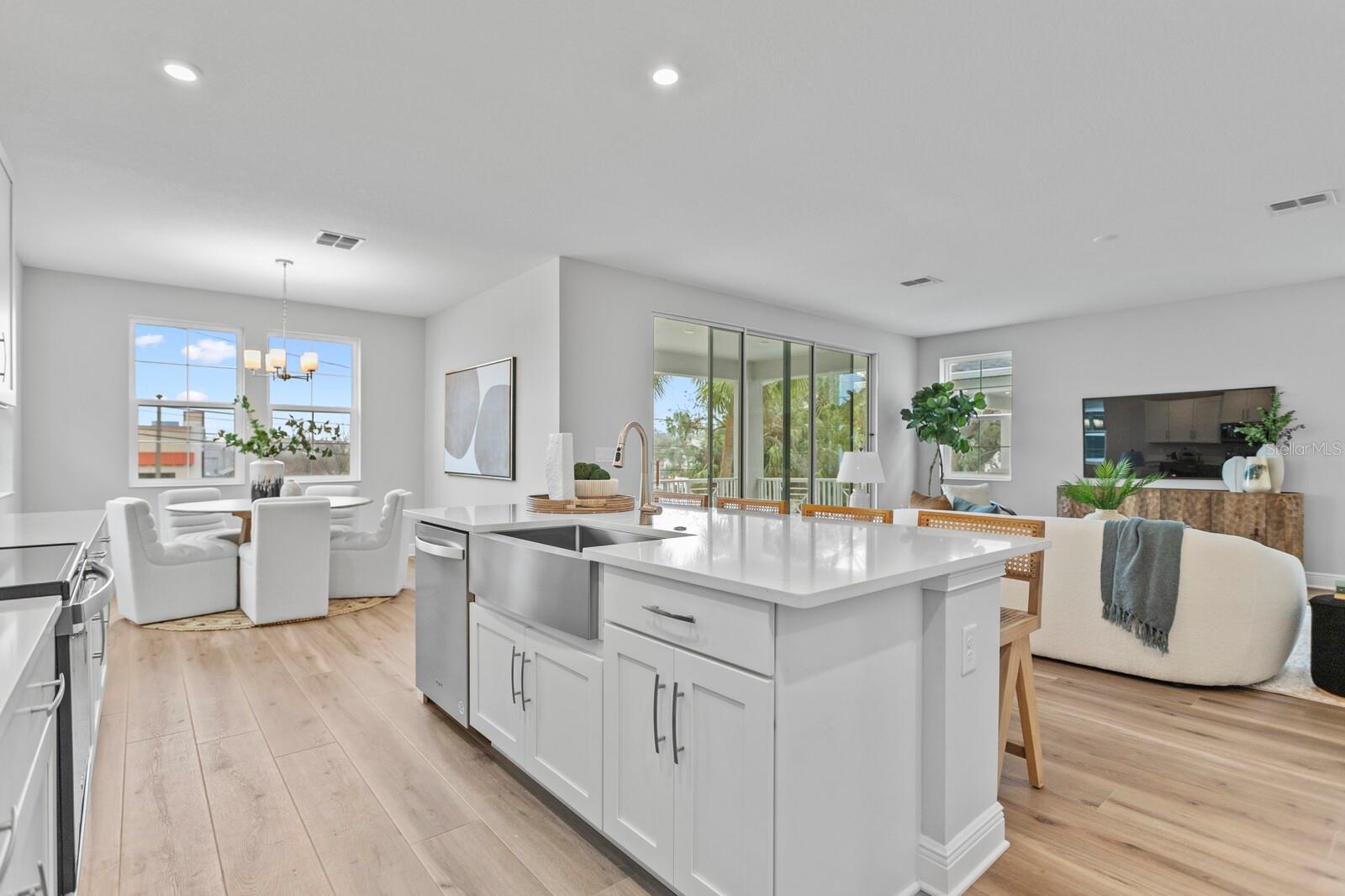 1526 5TH ST S, ST PETERSBURG, FL, 33701