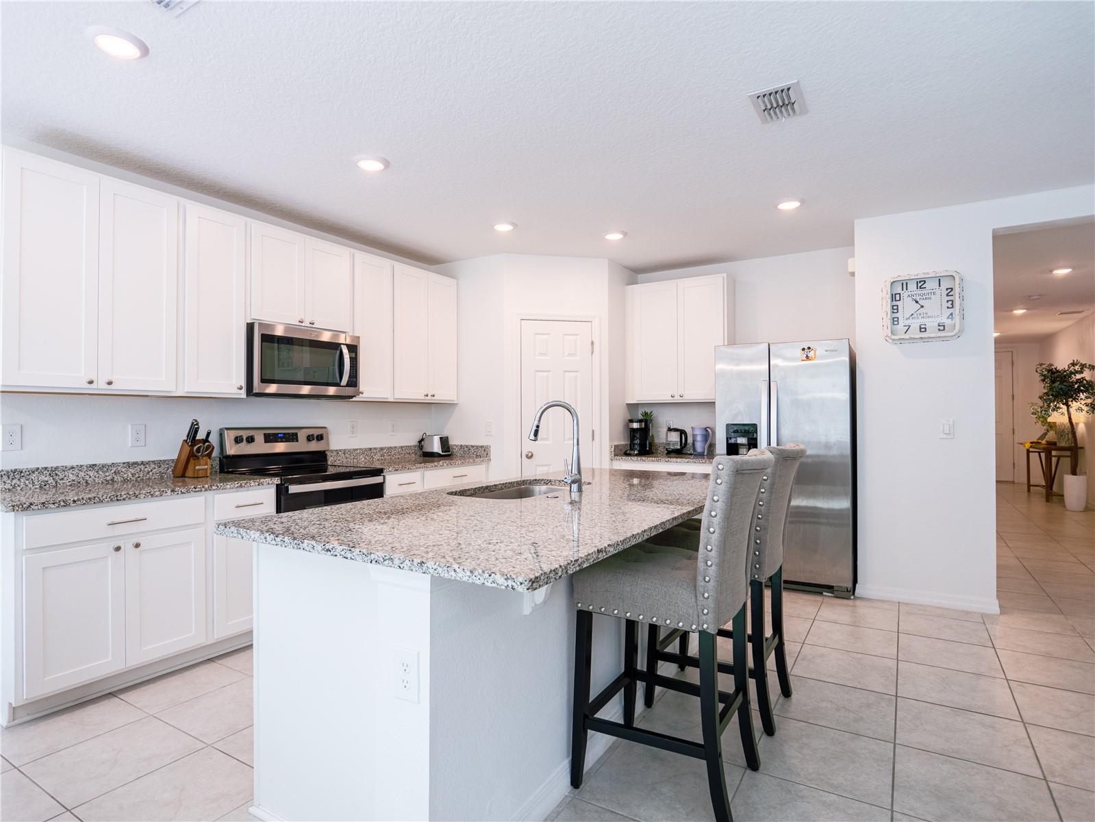 573 VISTA VILLAGES BLVD, DAVENPORT, FL, 33896