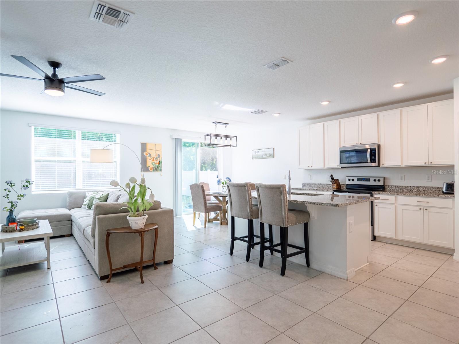 573 VISTA VILLAGES BLVD, DAVENPORT, FL, 33896