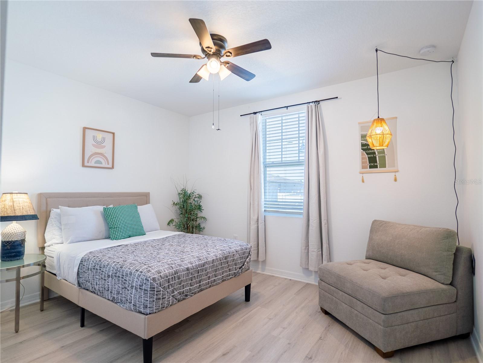 573 VISTA VILLAGES BLVD, DAVENPORT, FL, 33896