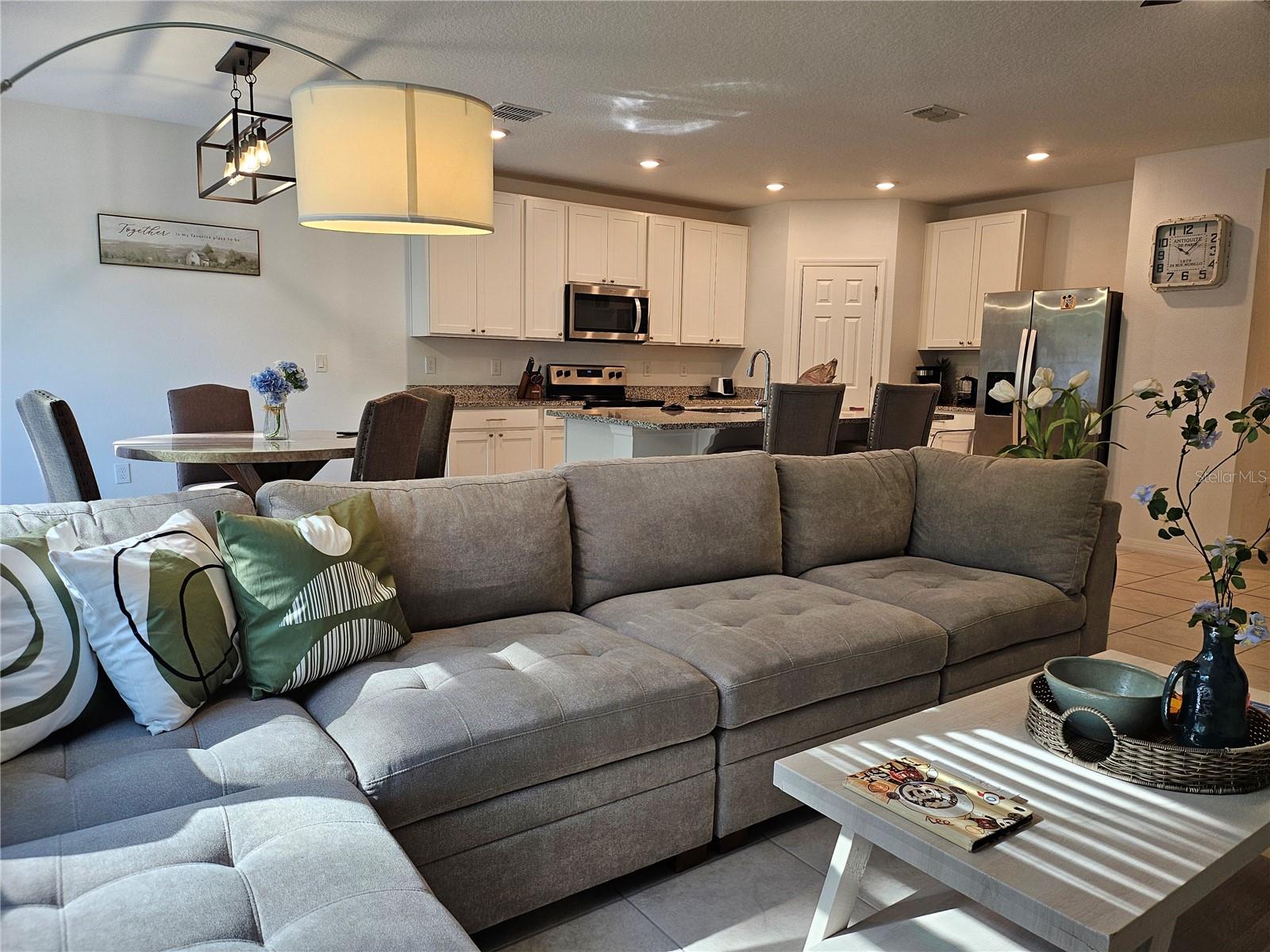 573 VISTA VILLAGES BLVD, DAVENPORT, FL, 33896