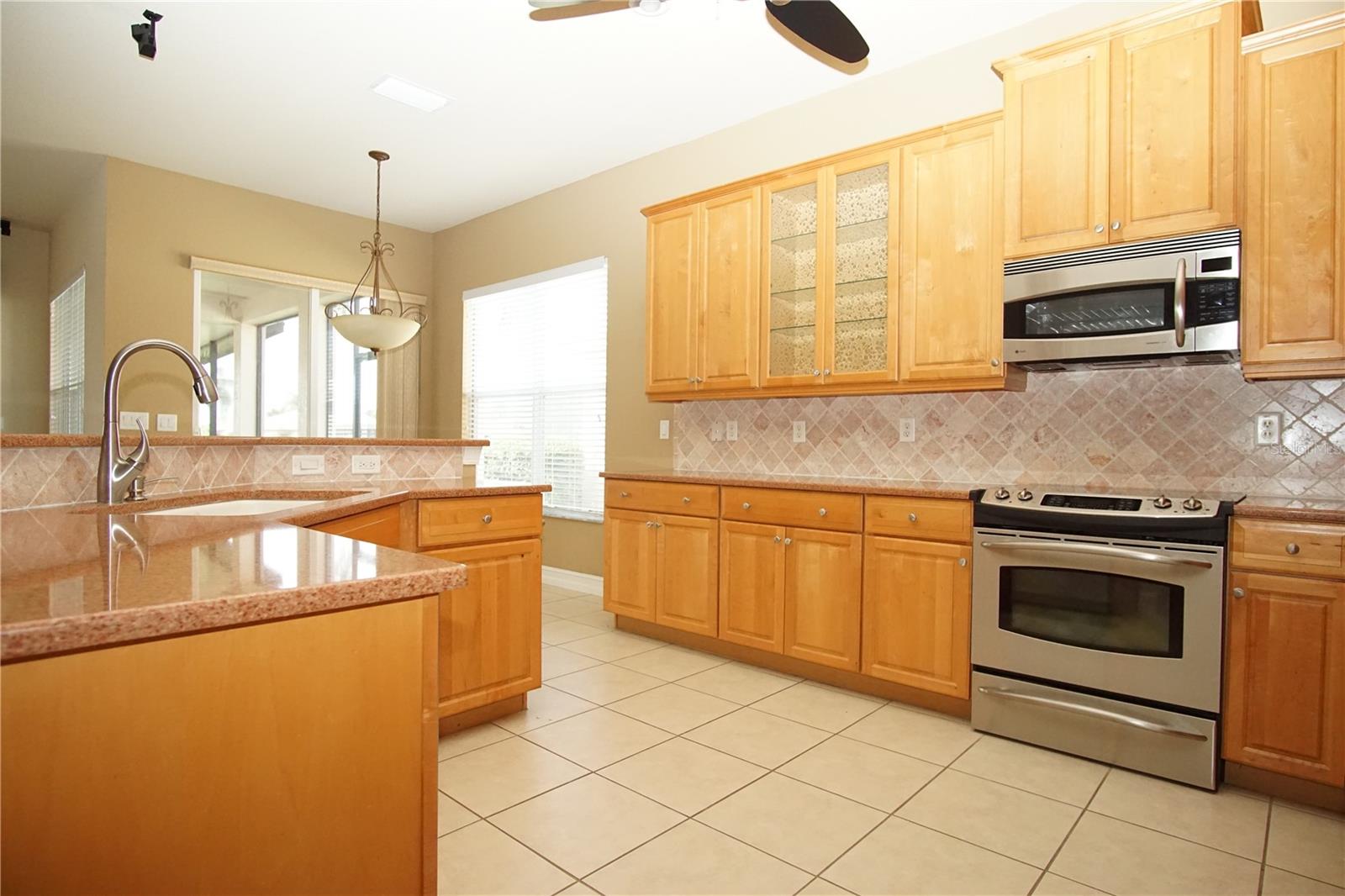 4922 SANDY BROOK CIR, WIMAUMA, FL, 33598