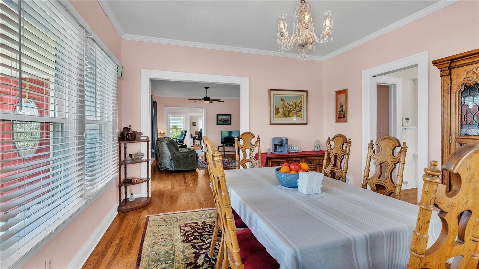 1561 N LAKE HOWARD DR, WINTER HAVEN, FL, 33881