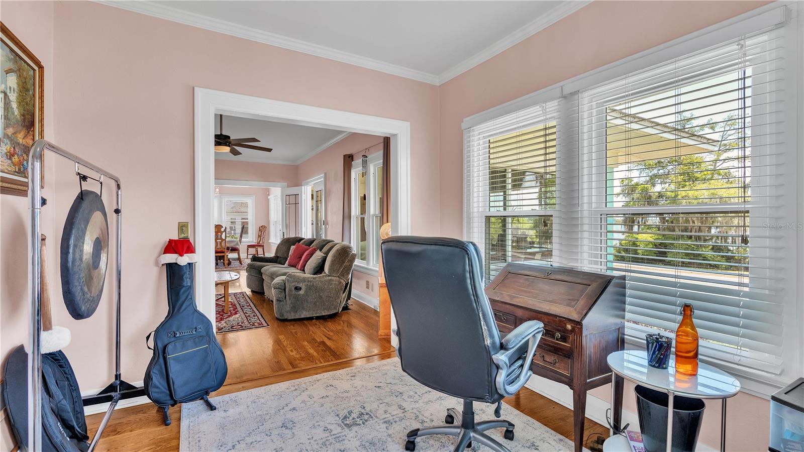1561 N LAKE HOWARD DR, WINTER HAVEN, FL, 33881