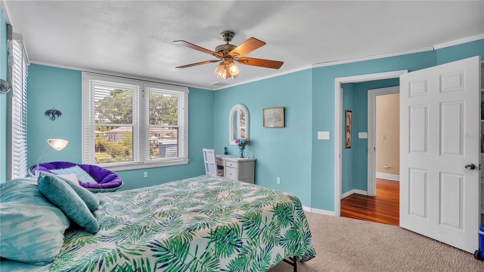 1561 N LAKE HOWARD DR, WINTER HAVEN, FL, 33881