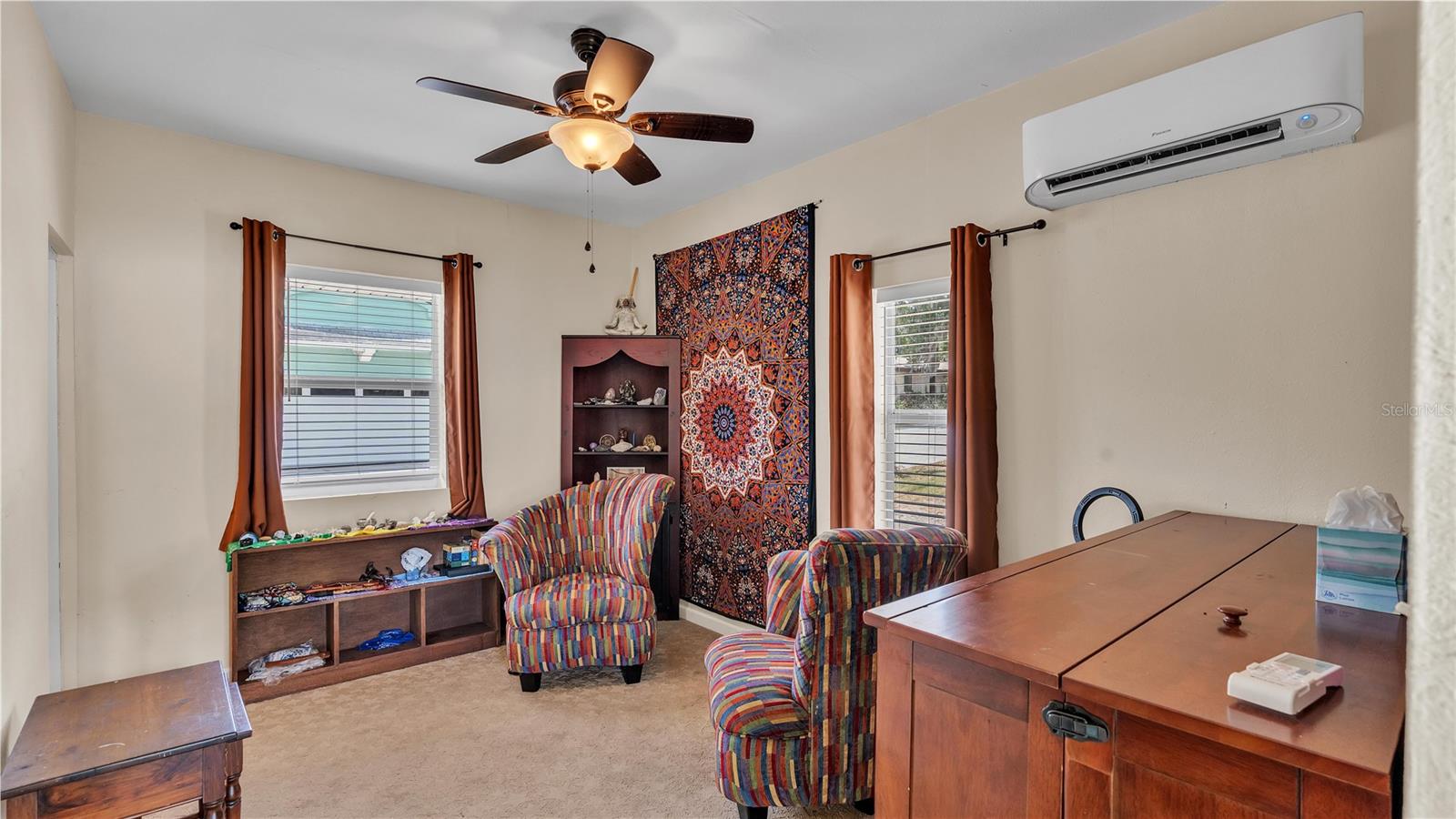 1561 N LAKE HOWARD DR, WINTER HAVEN, FL, 33881