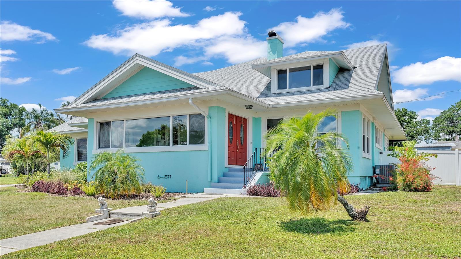 1561 N LAKE HOWARD DR, WINTER HAVEN, FL, 33881