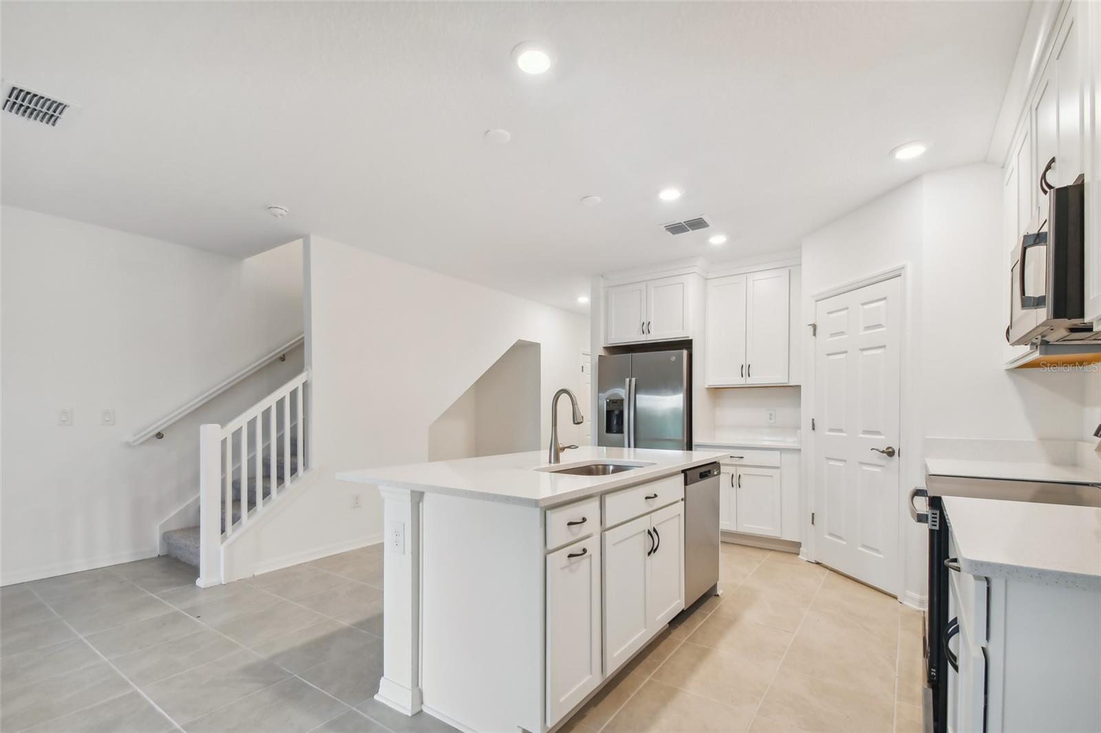 5703 TRIPOLI DR, PALMETTO, FL, 34221