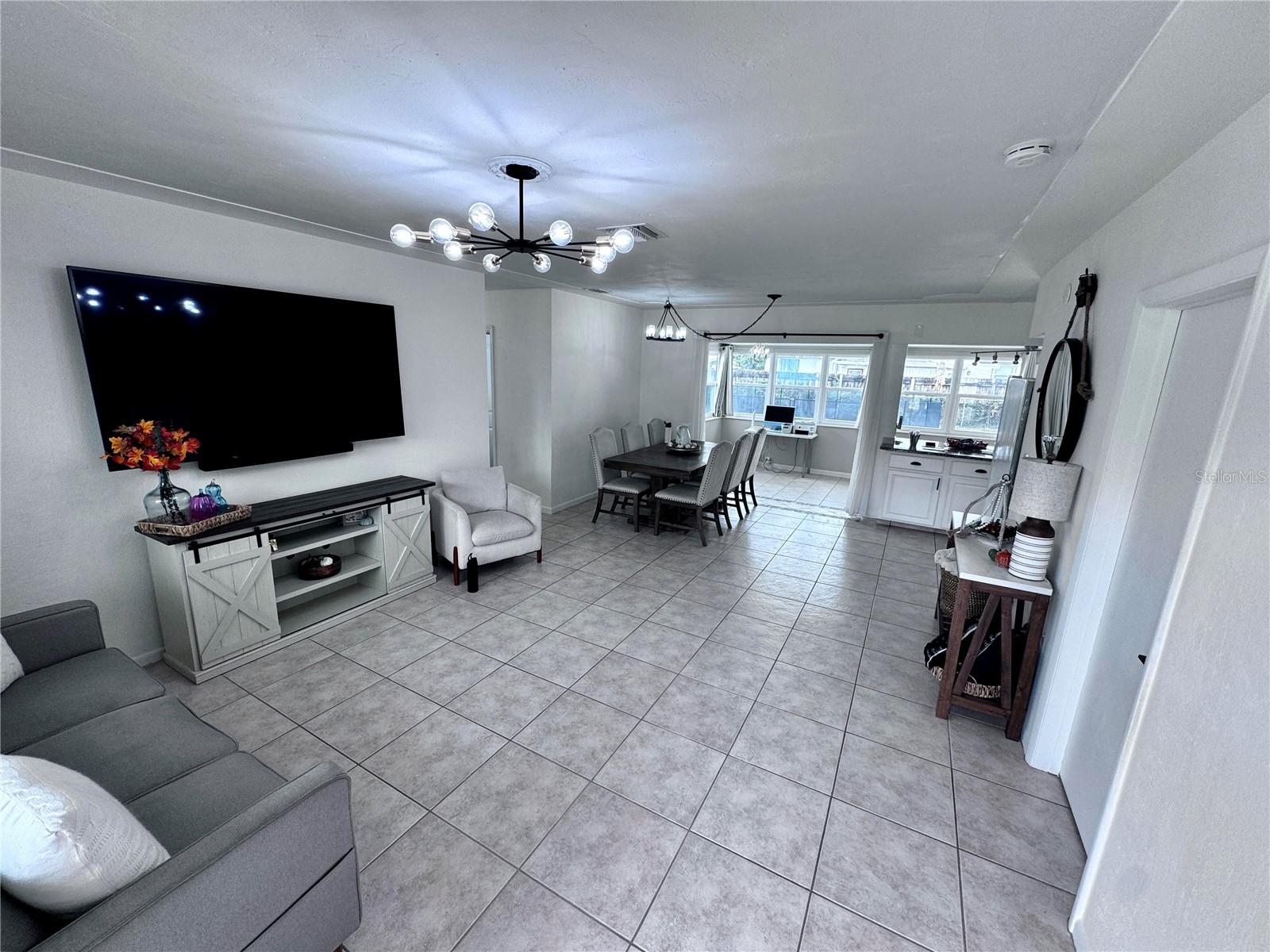 353 SHADY LANE RD, PALM SPRINGS, FL, 33461