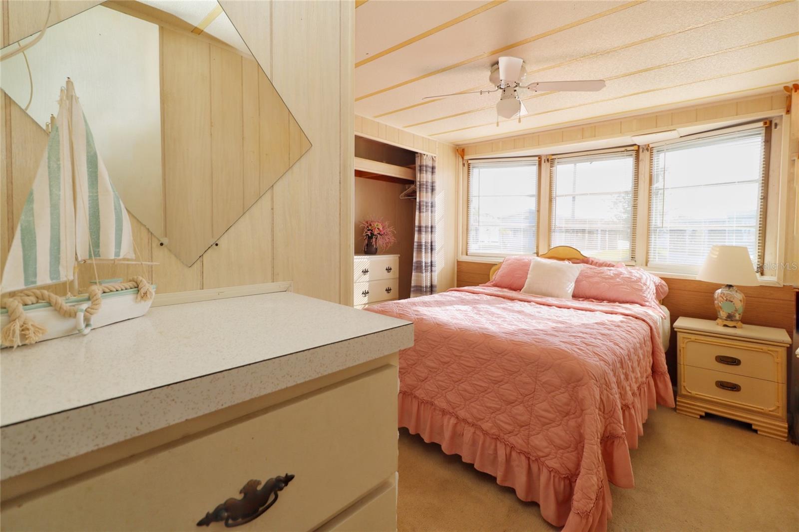 116 W SAINT JOHNS WAY, APOLLO BEACH, FL, 33572