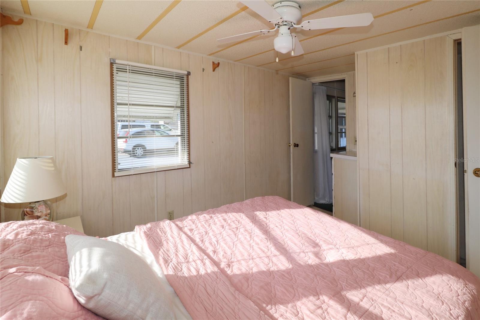 116 W SAINT JOHNS WAY, APOLLO BEACH, FL, 33572