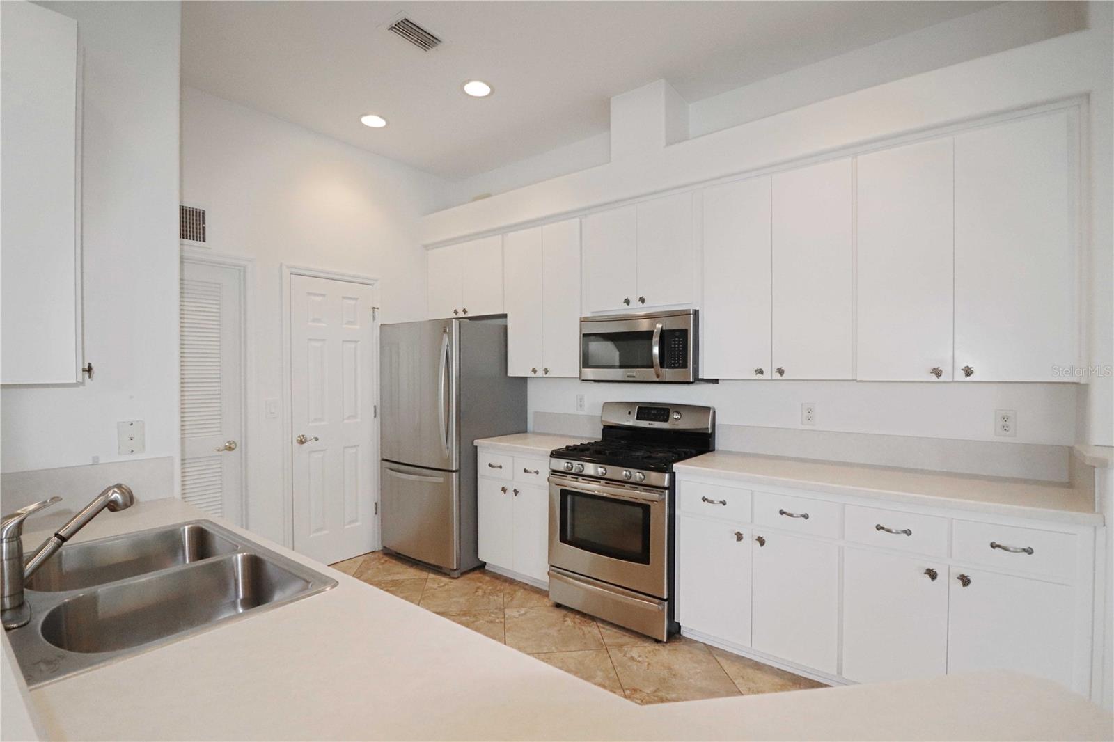 4953 GLEN COE ST, LEESBURG, FL, 34748