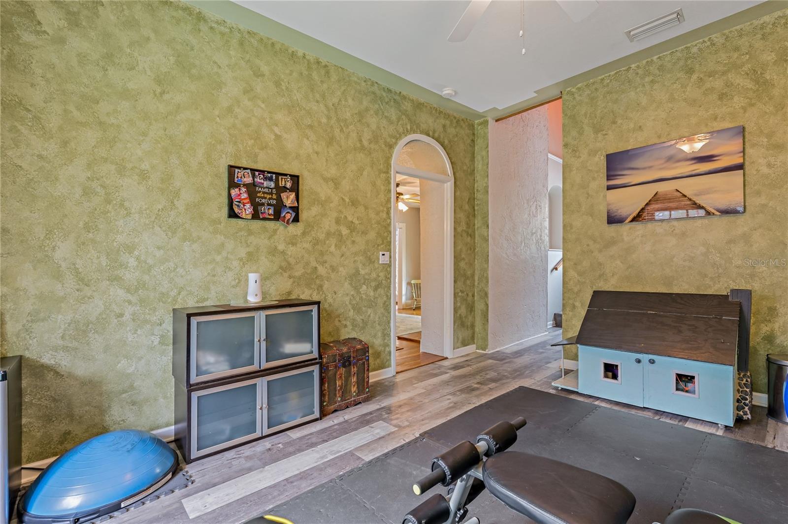 30 KREAMER AVE, TARPON SPRINGS, FL, 34689